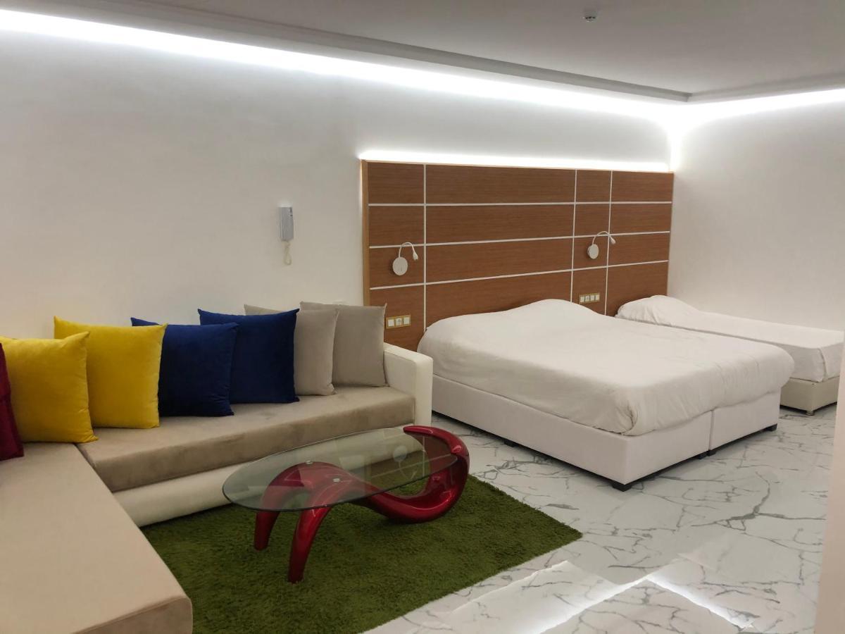 Puerto Marino Aparthotel Al Hoceima Exterior photo